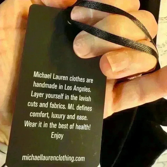 Michael Lauren XS Black Long-Sleeve Button-Down Blouse - Classic and Chic - Picture 2 of 6